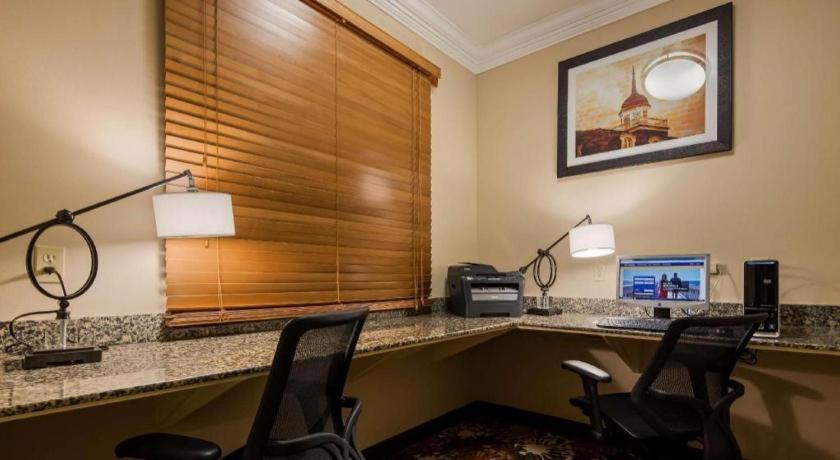 Best Western Plaquemine Inn Экстерьер фото