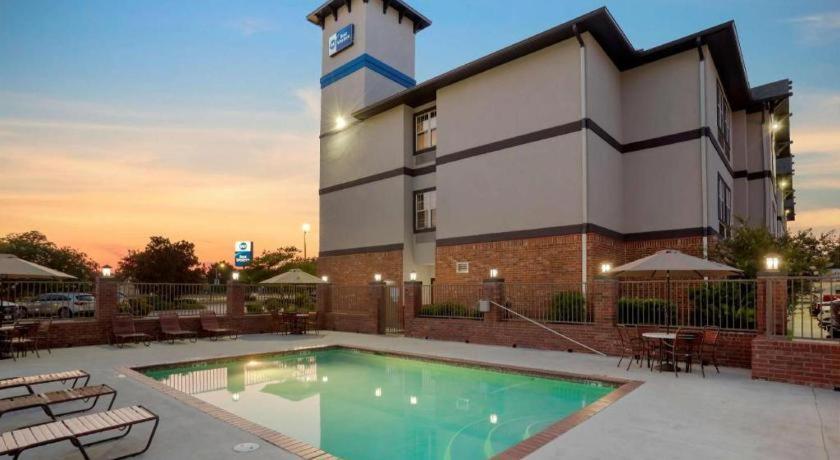 Best Western Plaquemine Inn Экстерьер фото